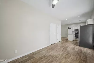 3010 N 37th Street #4, Phoenix, AZ 85018 - Photo 9