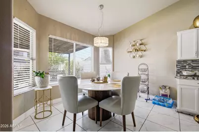 8523 W Palm Lane, Phoenix, AZ 85037 - Photo 15