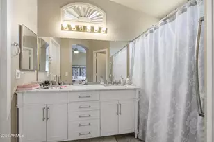 8523 W Palm Ln, Phoenix, AZ 85037 - Photo 25