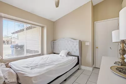8523 W Palm Lane, Phoenix, AZ 85037 - Photo 17