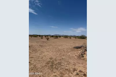 52903 W Glendale Avenue W #'-', Tonopah, AZ 85354 - Photo 15