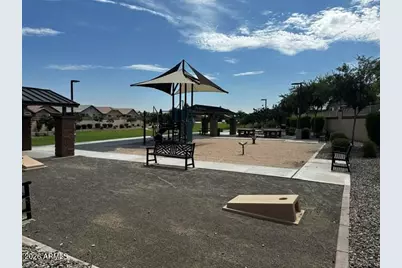 2239 W Donner Drive, Phoenix, AZ 85041 - Photo 19