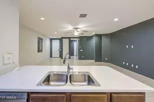 2239 W Donner Dr, Phoenix, AZ 85041 - Photo 5