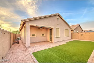 2239 W Donner Drive, Phoenix, AZ 85041 - Photo 15