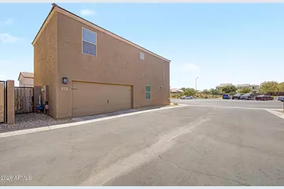 3943 S 79th Lane, Phoenix, AZ 85043 - Photo 33