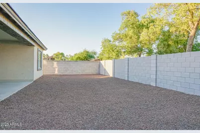 16029 N 65th Avenue, Glendale, AZ 85306 - Photo 13