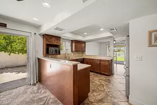 26421 S Lakemont Dr, Sun Lakes, AZ 85248 - Photo 9