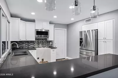 2901 W Northview Avenue, Phoenix, AZ 85051 - Photo 15