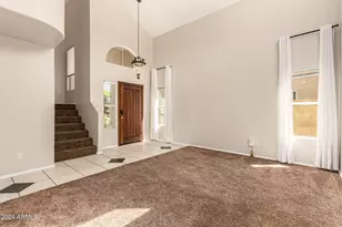 3223 E Poinsettia Dr, Phoenix, AZ 85028 - Photo 9