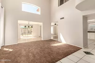 3223 E Poinsettia Dr, Phoenix, AZ 85028 - Photo 7