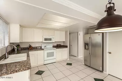 3223 E Poinsettia Drive, Phoenix, AZ 85028 - Photo 15