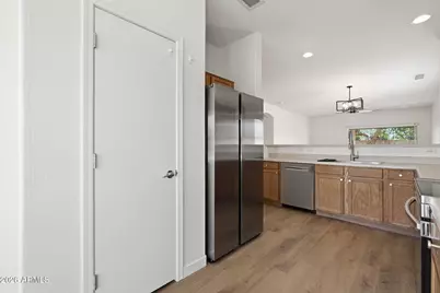 10133 E Kilarea Avenue, Mesa, AZ 85209 - Photo 19