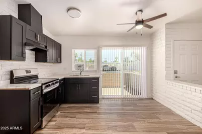 5926 W Rose Lane #Apt A, Glendale, AZ 85301 - Photo 7