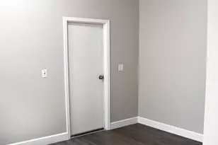 8787 W Gardenia Ave, Glendale, AZ 85305 - Photo 13
