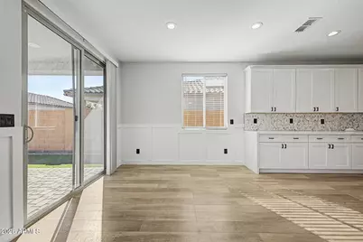 26051 W Lone Cactus Drive, Buckeye, AZ 85396 - Photo 7