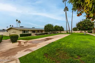 9415 N 111th Ave, Sun City, AZ 85351 - Photo 27
