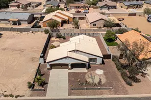 9870 W Camelia Dr, Arizona City, AZ 85123 - Photo 51