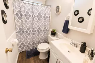 7300 N 51st Ave, Glendale, AZ 85301 - Photo 9
