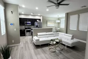 1836 N 77th Glen, Phoenix, AZ 85035 - Photo 5