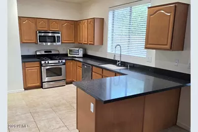 2409 W Beverly Road, Phoenix, AZ 85041 - Photo 7