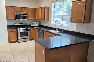 2409 W Beverly Rd, Phoenix, AZ 85041 - Photo 7