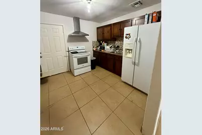 3301 W Holly Street, Phoenix, AZ 85009 - Photo 5