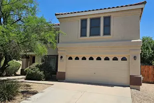4135 E Pinto Ln, Phoenix, AZ 85050 - Photo 1