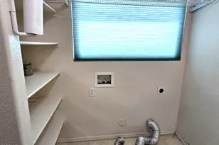 4135 E Pinto Ln, Phoenix, AZ 85050 - Photo 15