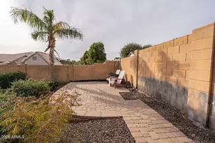 9644 W Hatcher Rd, Peoria, AZ 85345 - Photo 11