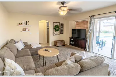 9644 W Hatcher Road, Peoria, AZ 85345 - Photo 23