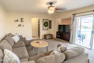 9644 W Hatcher Rd, Peoria, AZ 85345 - Photo 23