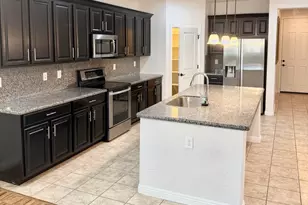 146 E Bernie Ln, Gilbert, AZ 85295 - Photo 11