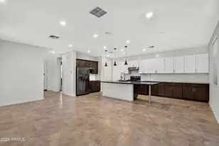 17207 N 10th St, Phoenix, AZ 85022 - Photo 5