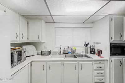 2650 W Union Hills Drive #232, Phoenix, AZ 85027 - Photo 15