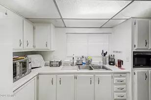 2650 W Union Hills Dr, Phoenix, AZ 85027 - Photo 15