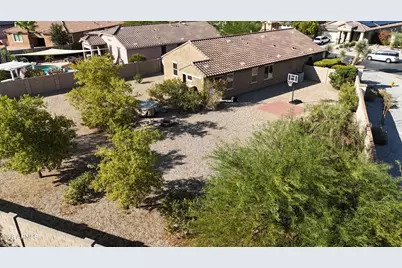 17853 W Desert Wind Drive, Goodyear, AZ 85338 - Photo 5