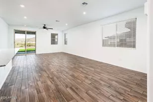 13320 W Eagle Feather Rd, Peoria, AZ 85383 - Photo 9