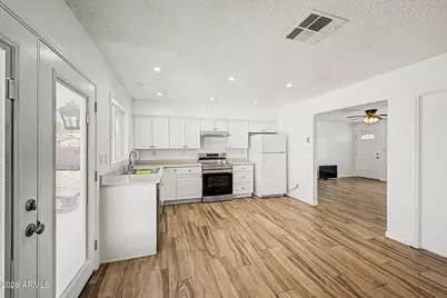 20601 N 33rd Avenue, Phoenix, AZ 85027 - Photo 9