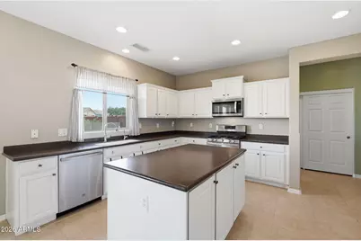 30196 W Crittenden Lane, Buckeye, AZ 85396 - Photo 5