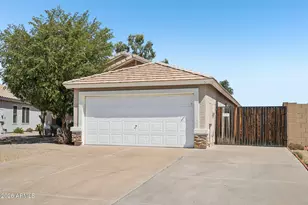 15984 W Smokey Dr, Surprise, AZ 85374 - Photo 3