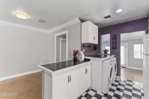 2009 N 17th Ave, Phoenix, AZ 85007 - Photo 9