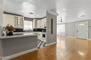2009 N 17th Ave, Phoenix, AZ 85007 - Photo 3