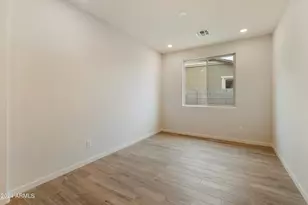 19039 W Rose Ln, Waddell, AZ 85355 - Photo 5