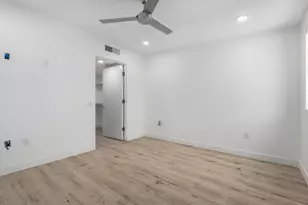 531 E Willetta St, Phoenix, AZ 85004 - Photo 13