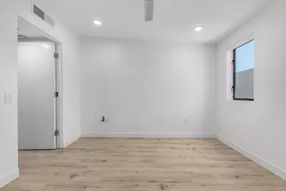 531 E Willetta Street #304, Phoenix, AZ 85004 - Photo 15