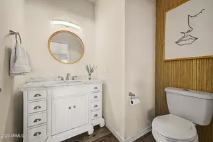 1042 W Newport Beach Dr, Gilbert, AZ 85233 - Photo 17