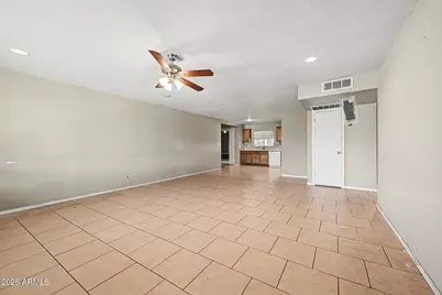 5807 W Cambridge Avenue, Phoenix, AZ 85035 - Photo 9