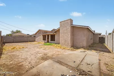 5807 W Cambridge Avenue, Phoenix, AZ 85035 - Photo 35