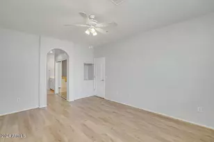 705 W Queen Creek Rd, Chandler, AZ 85248 - Photo 21