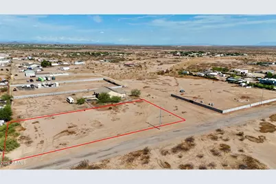 22240 W McArthur Road, Wittmann, AZ 85361 - Photo 3